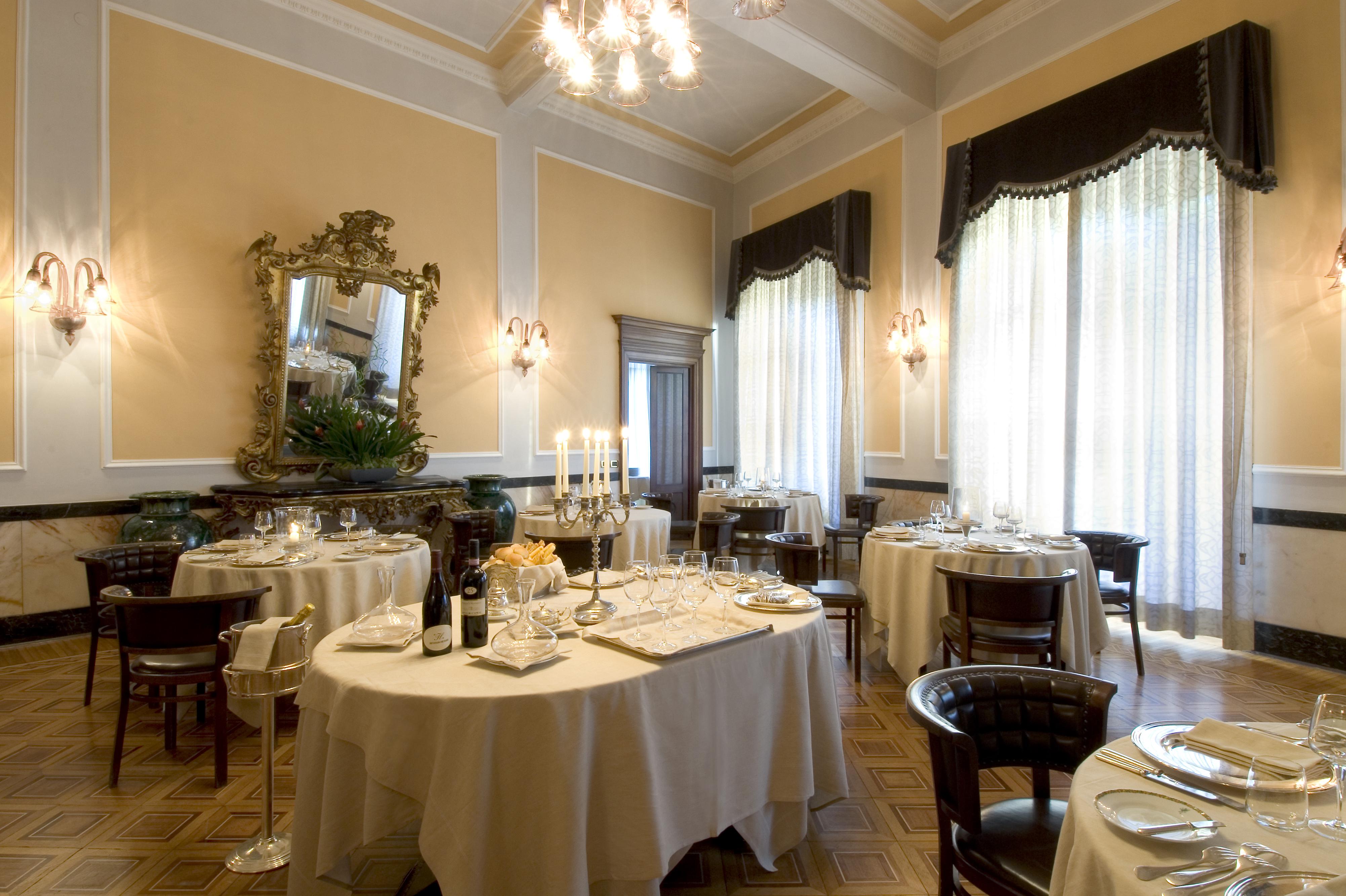 Sina Brufani Otel Perugia Dış mekan fotoğraf The restaurant